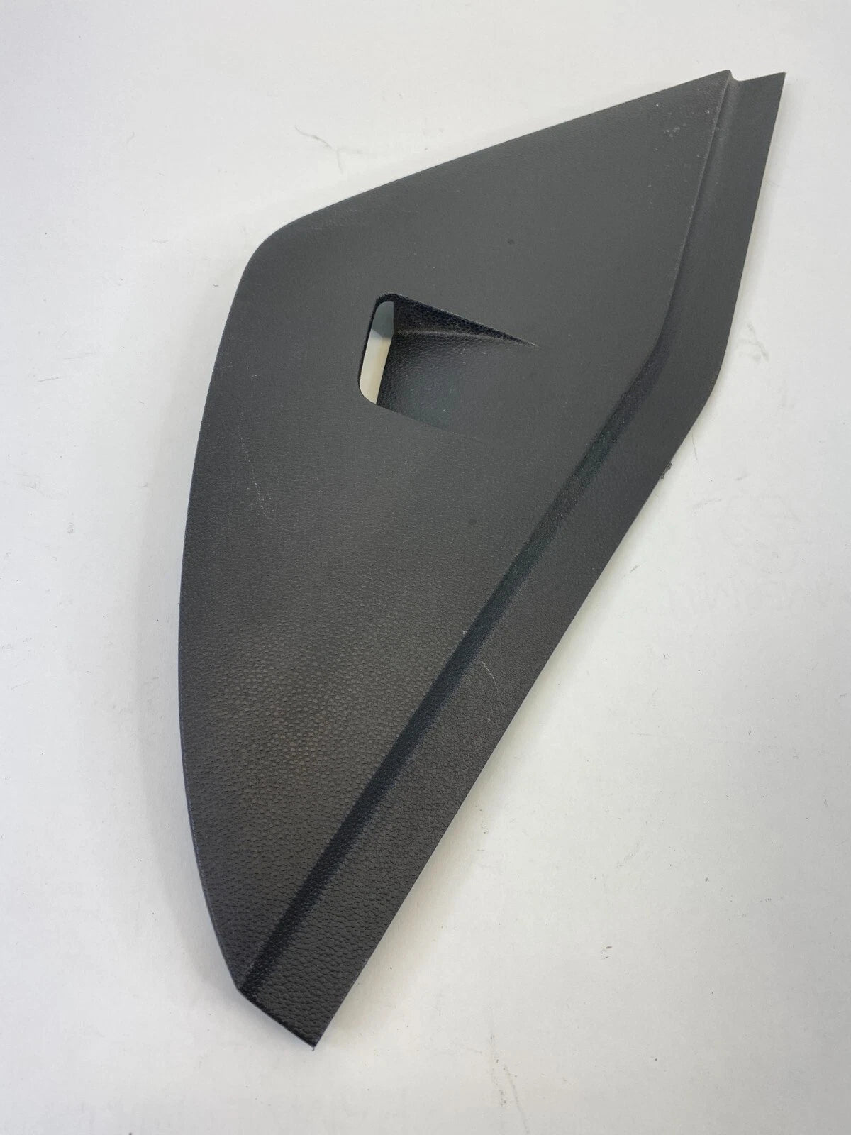 OEM 2008-2012 FORD ESCAPE FRONT LEFT SIDE DASH END CAP TRIM COVER 8L847804481A