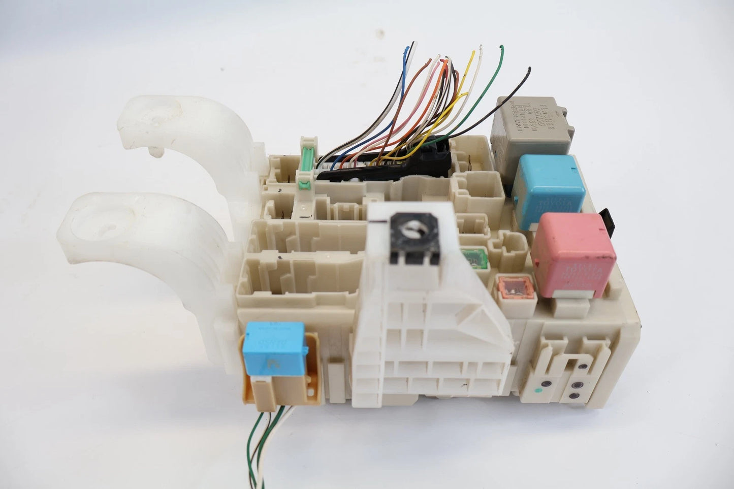 2004-2009 TOYOTA PRIUS 1.5L L4 INTERIOR DASH CABIN FUSE BOX RELAY 82730-47300