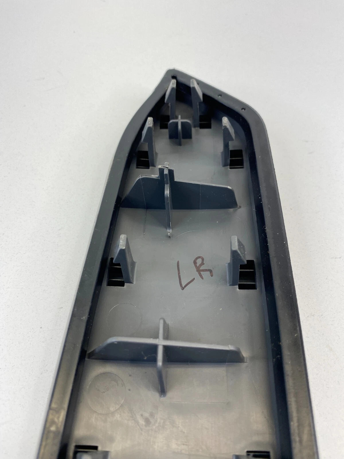 2004-2006 MITSUBISHI GALANT REAR LEFT SIDE INTERIOR DOOR ARMREST ARM REST OEM