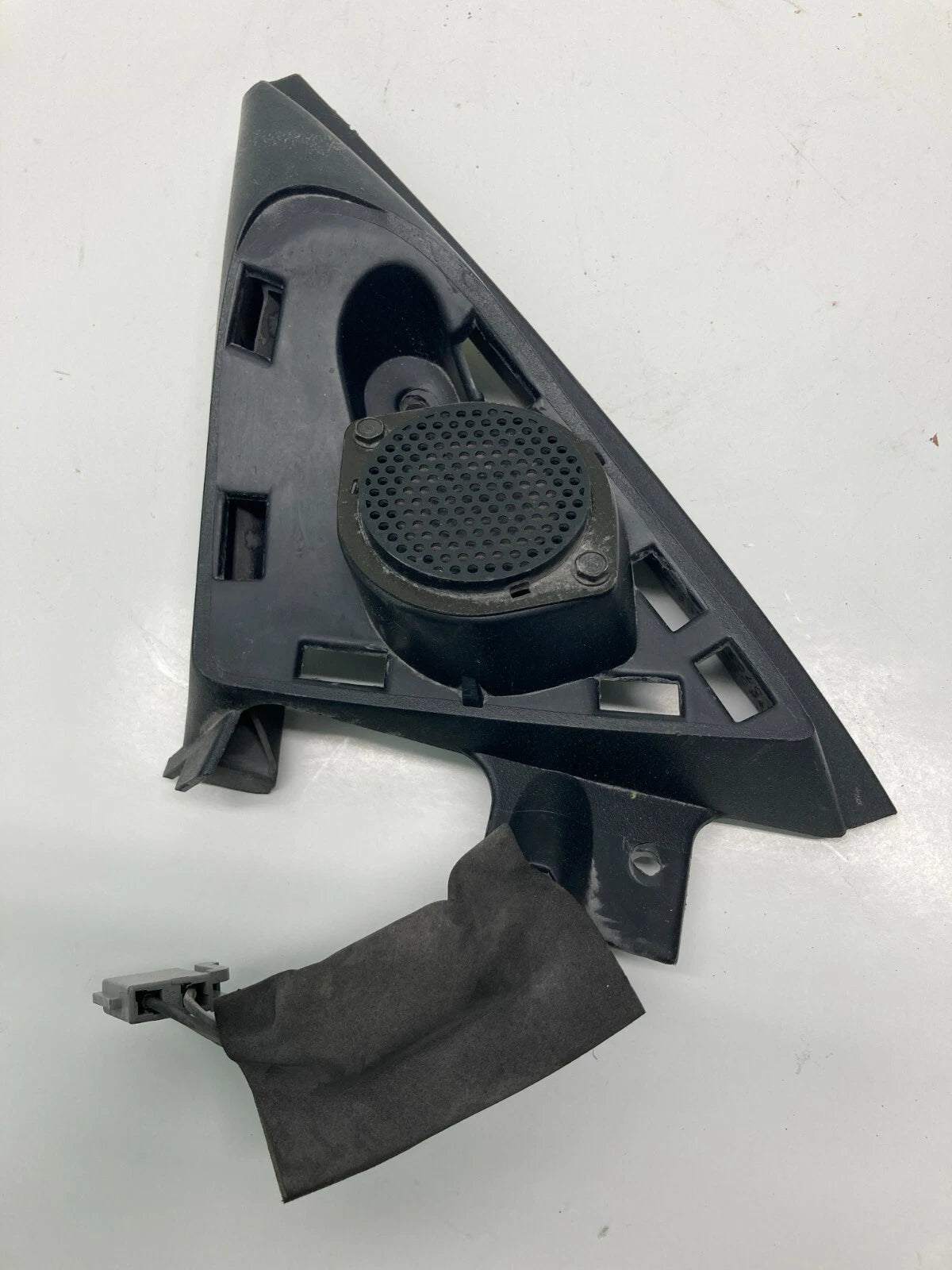 1998 1999 FORD TAURUS LEFT DRIVER SIDE DOOR SPEAKER COVER TRIM F6DF-18808-AB OEM