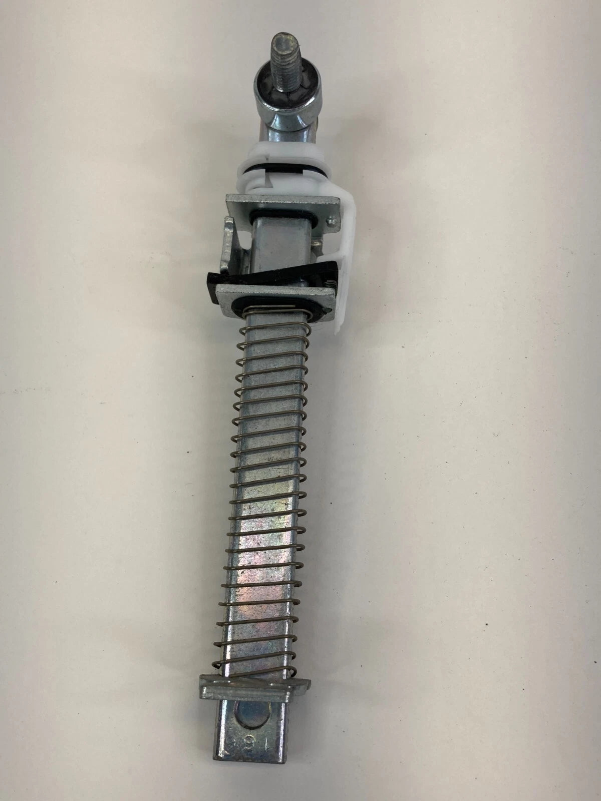 2013-2019 FORD TAURUS FRONT RIGHT PASSENGER SIDE SEAT BELT HEIGHT ADJUSTER OEM
