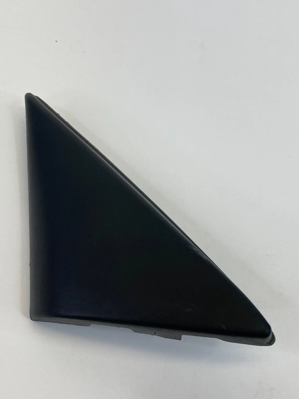 06-13 CHEVROLET IMPALA FRONT LEFT DRIVER INTERIOR DOOR CORNER COVER TRIM OEM