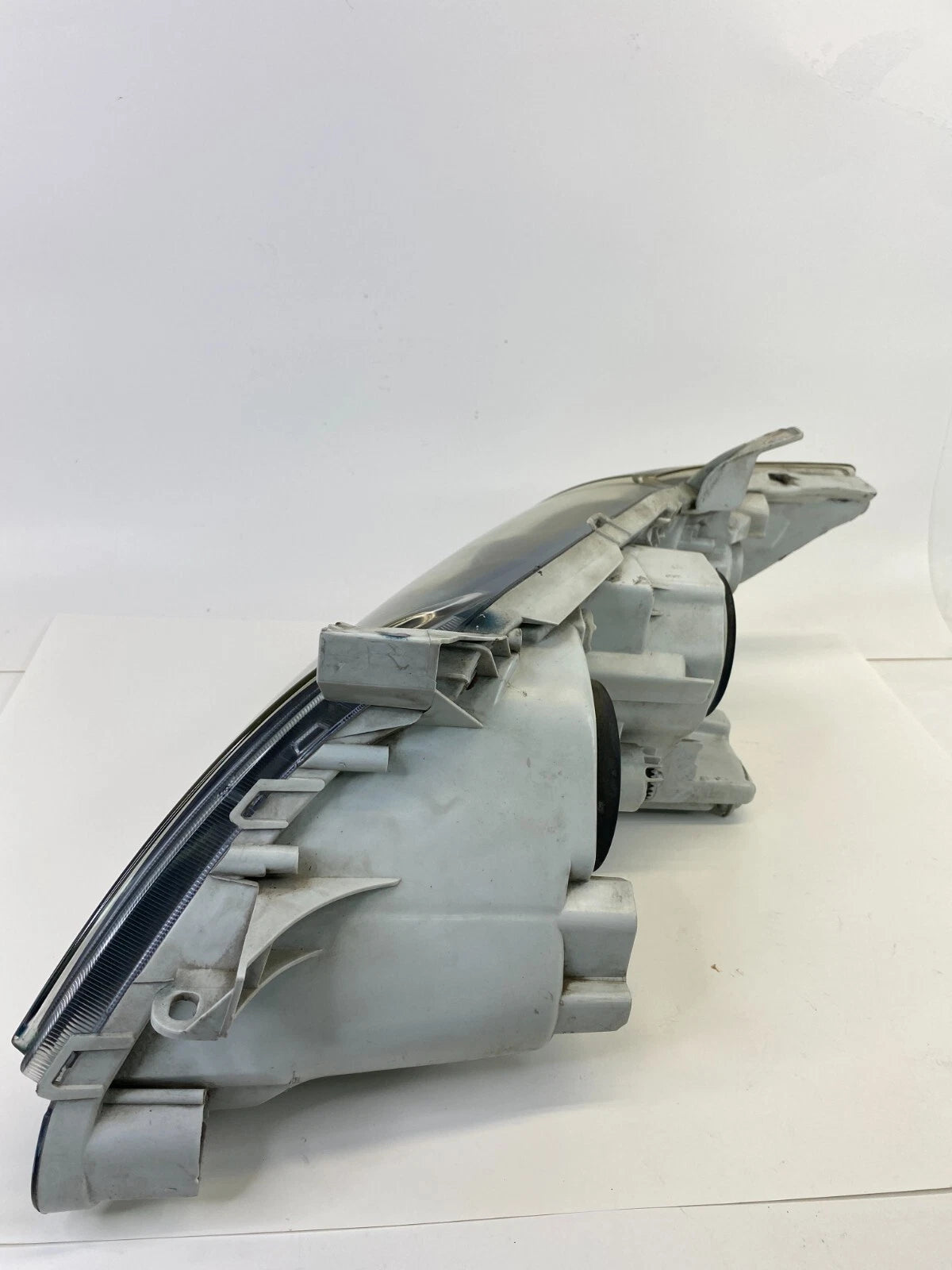 2007-2009 TOYOTA CAMRY SEDAN FRONT RIGHT PASSENGER HEADLIGHT HEADLAMP OEM