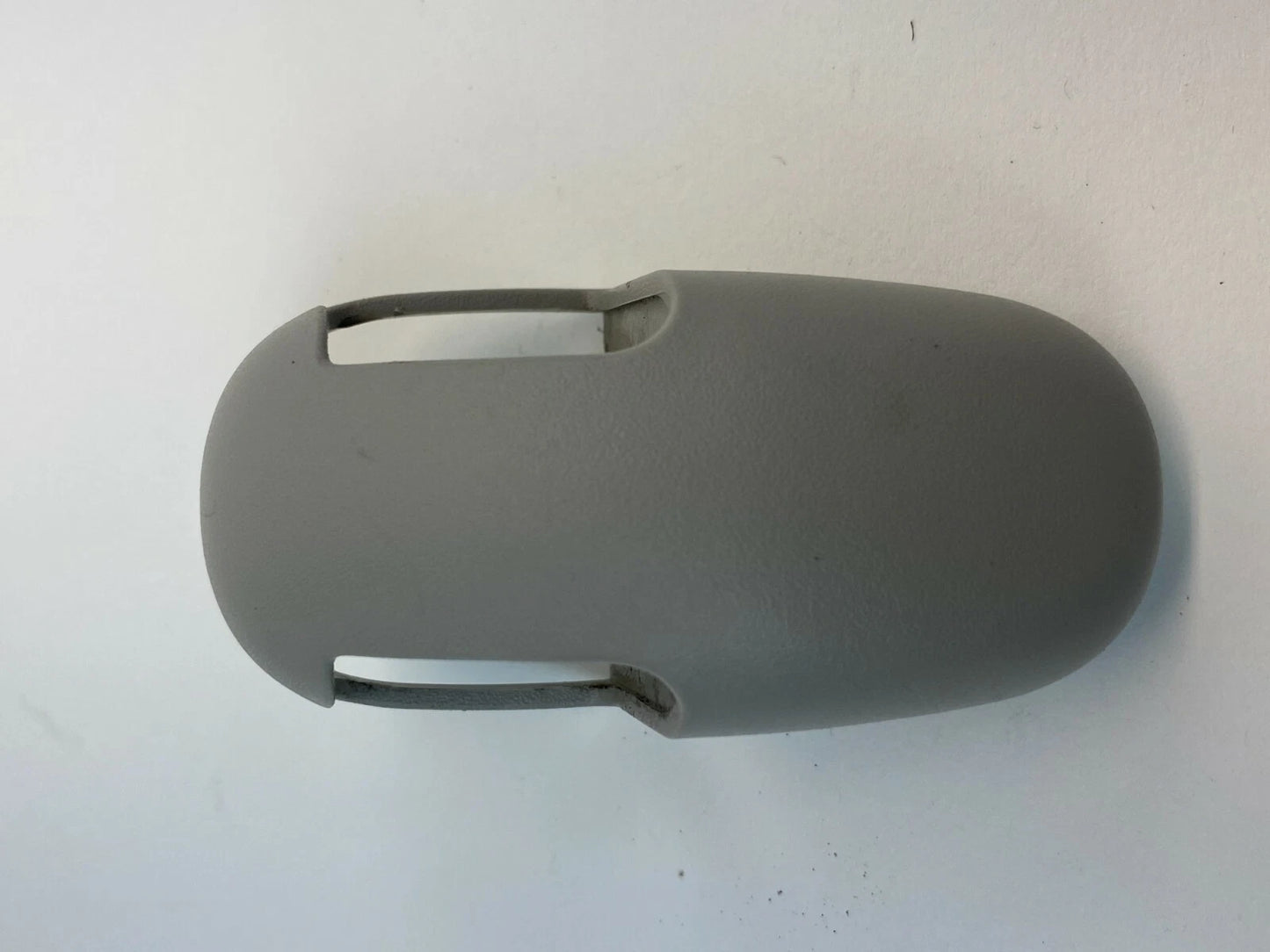 2008-2010 CHRYSLER TOWN & COUNTRY UPPER SEAT BELT ADJUSTER BOLT CAP COVER TRIM