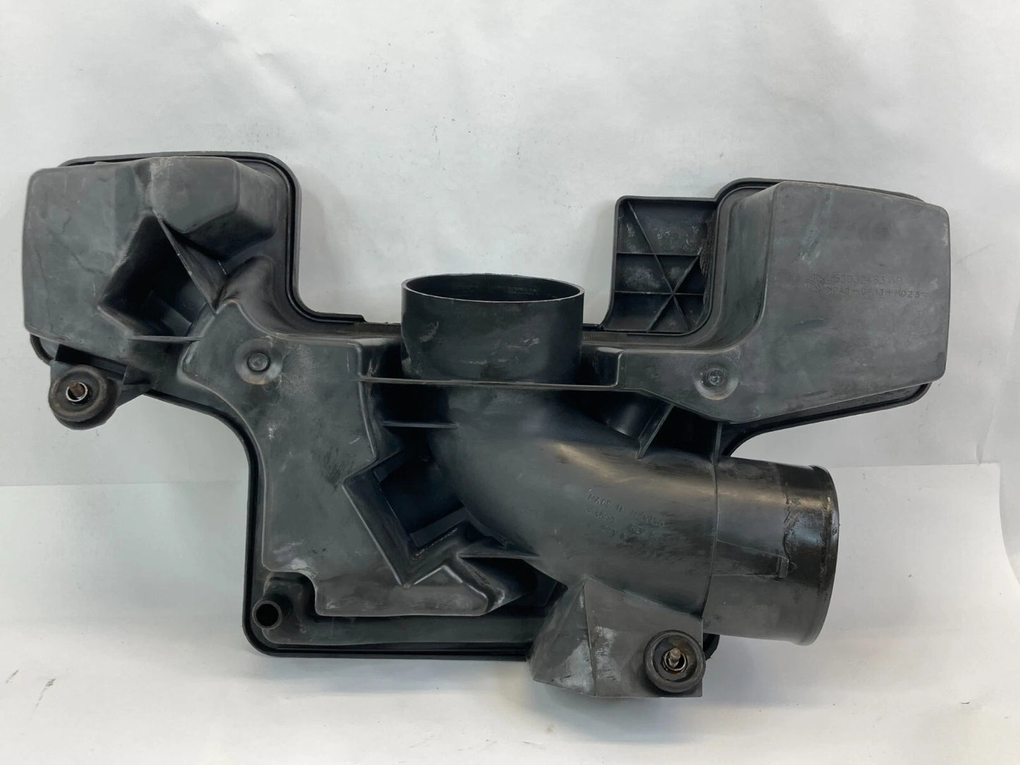 03-05 DODGE RAM 2500 5.7L HEMI INTAKE CLEANER RESONATOR THROTTLE BODY PLENUM BOX