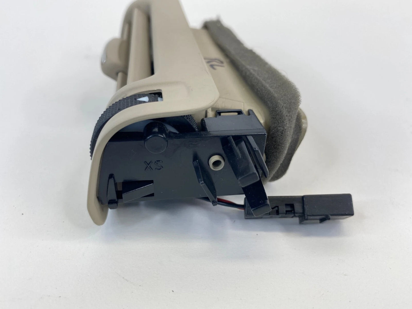 2007 2008 AUDI A6 QUATTRO REAR LEFT SIDE PILLAR DOOR AC AIR VENT GRILL 4F0819383