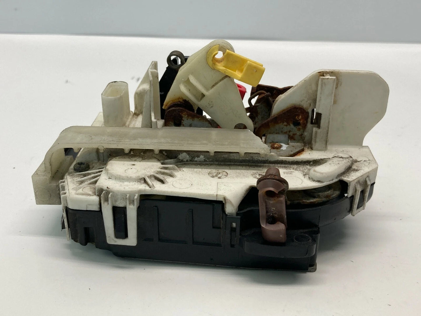 07-11 JEEP COMPASS 07-10 PATRIOT FRONT RIGHT SIDE DOOR LATCH LOCK 04589416AC OEM