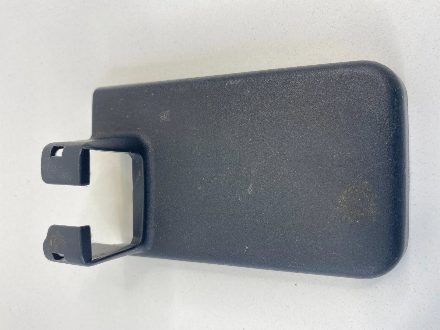 2008-2017 MITSUBISHI LANCER SEAT TRACK END COVER TRIM CAP PANEL 6977A393 OEM