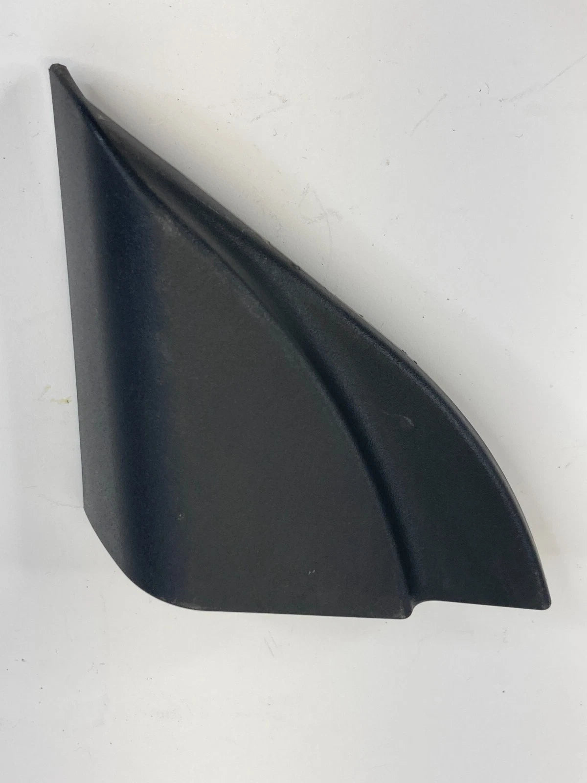 05 06 07 08 09 10 SCION TC FRONT LEFT DOOR INTERIOR CORNER COVER 67492-21070 OEM