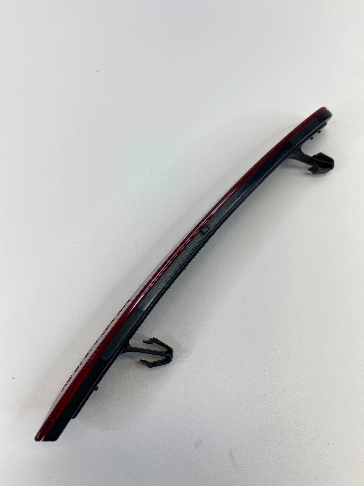 13-15 CHEVROLET MALIBU REAR BUMPER LEFT OUTER SIDE REFLECTOR LAMP GM20998412