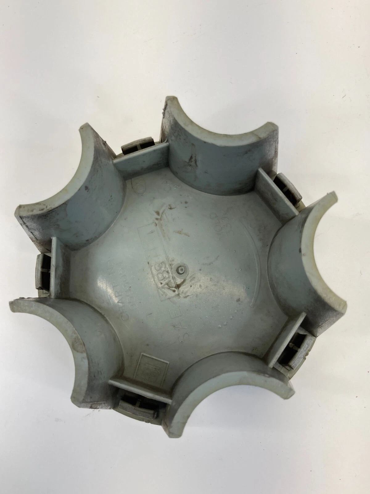 OLDSMOBILE RIM WHEEL CENTER CAP HUB CAP HUBCAP ASSEMBLY 9593054 OEM