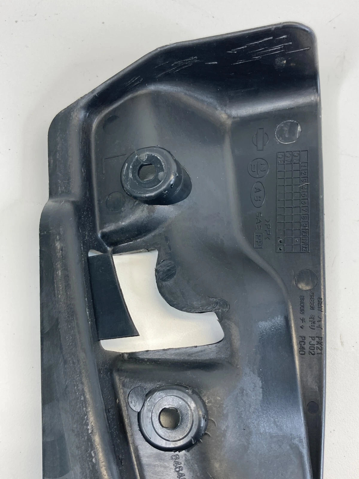 1996-2002 NISSAN PATHFINDER FUEL FILLER DOOR RELEASE HANDLE TRIM COVER 846490W00