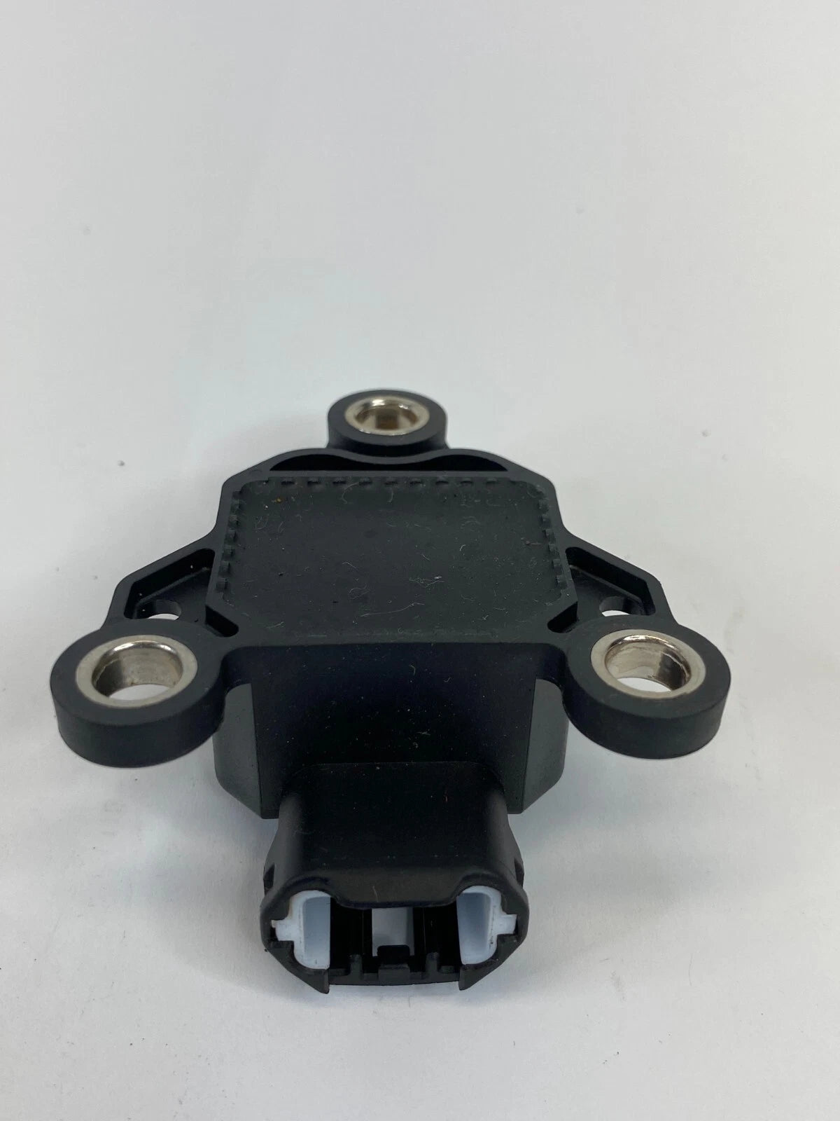 1998-2005 LEXUS GS300 BRAKE SYSTEM DECELERATION SENSOR 89441-30050 OEM