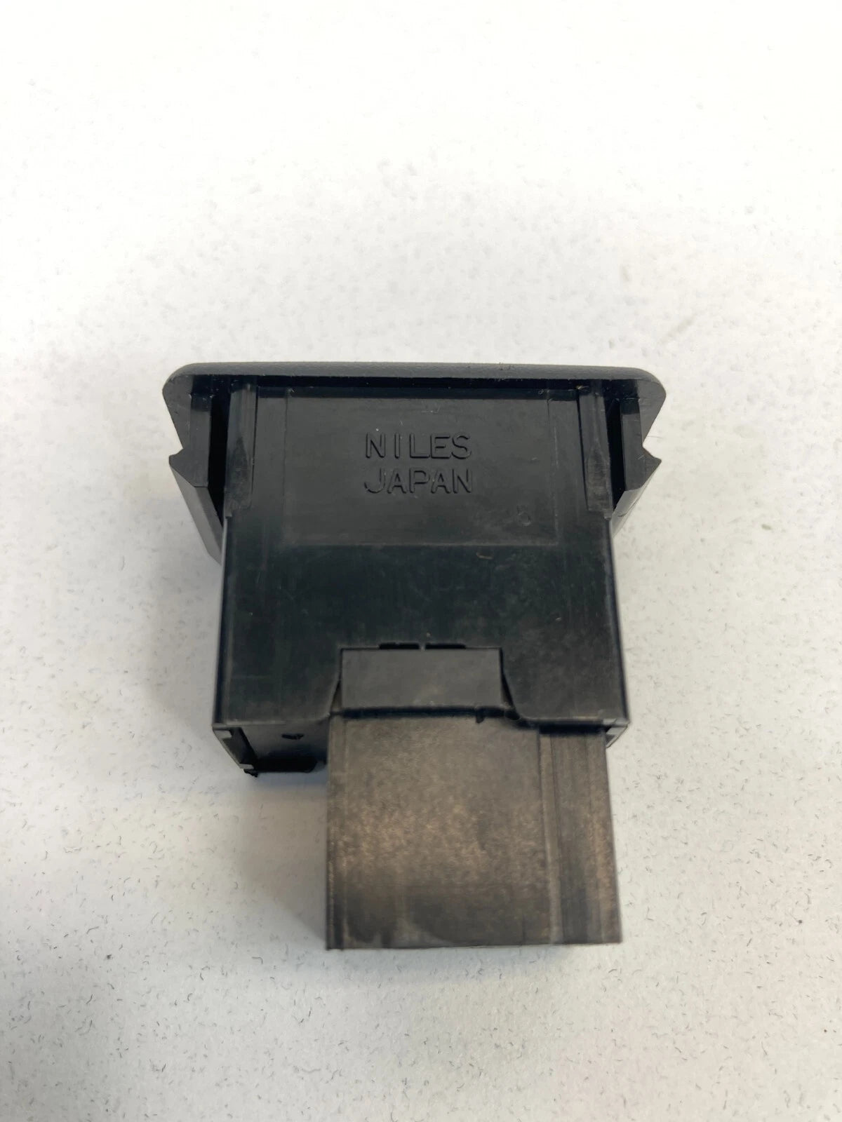 1998 1999 2000 2001 NISSAN ALTIMA SECURITY CONTROL SWITCH BUTTON OEM