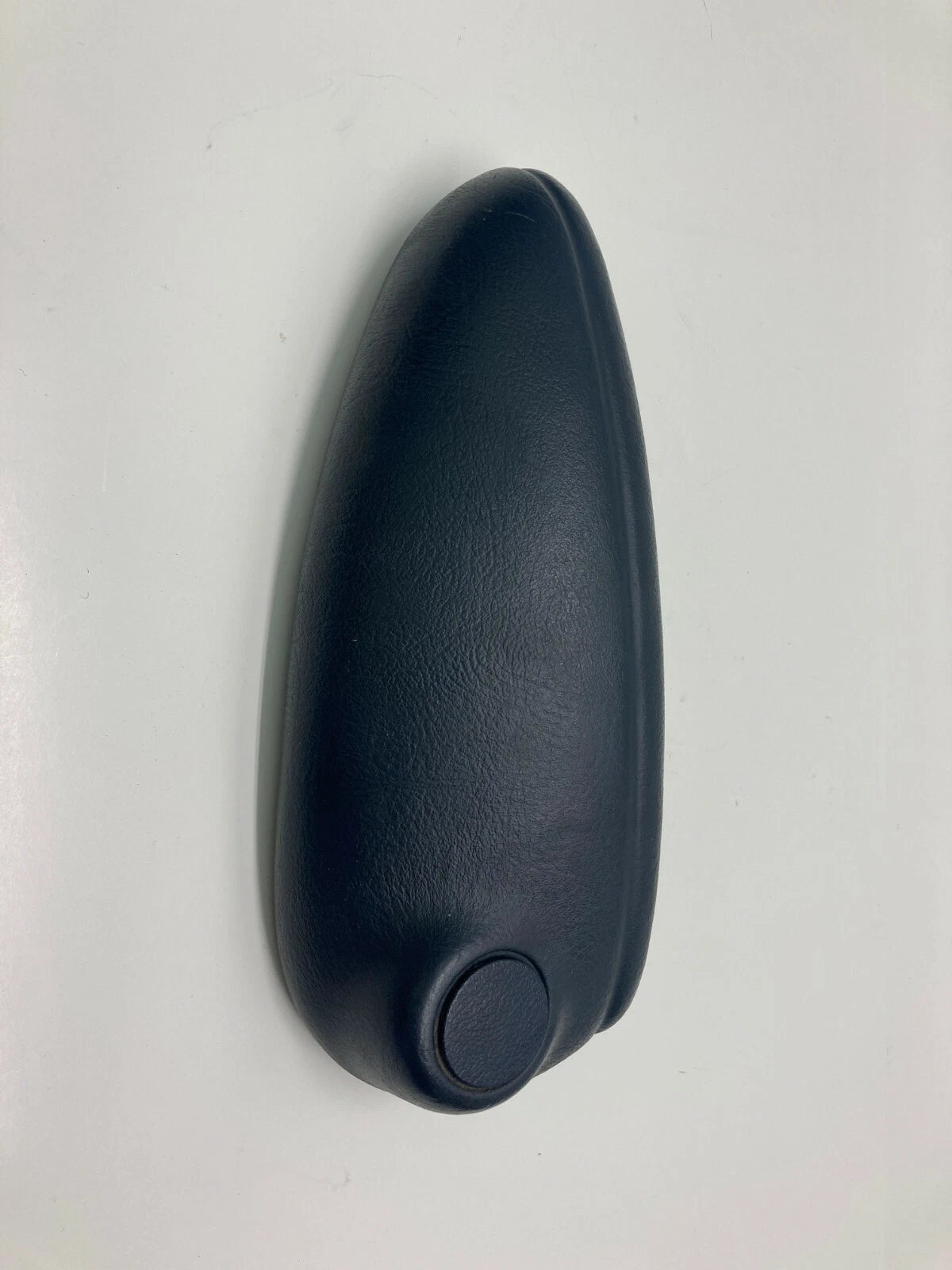 2003 CHRYSLER TOWN & COUNTRY DODGE CARAVAN FRONT PASSENGER SEAT ARMREST 80002 RH