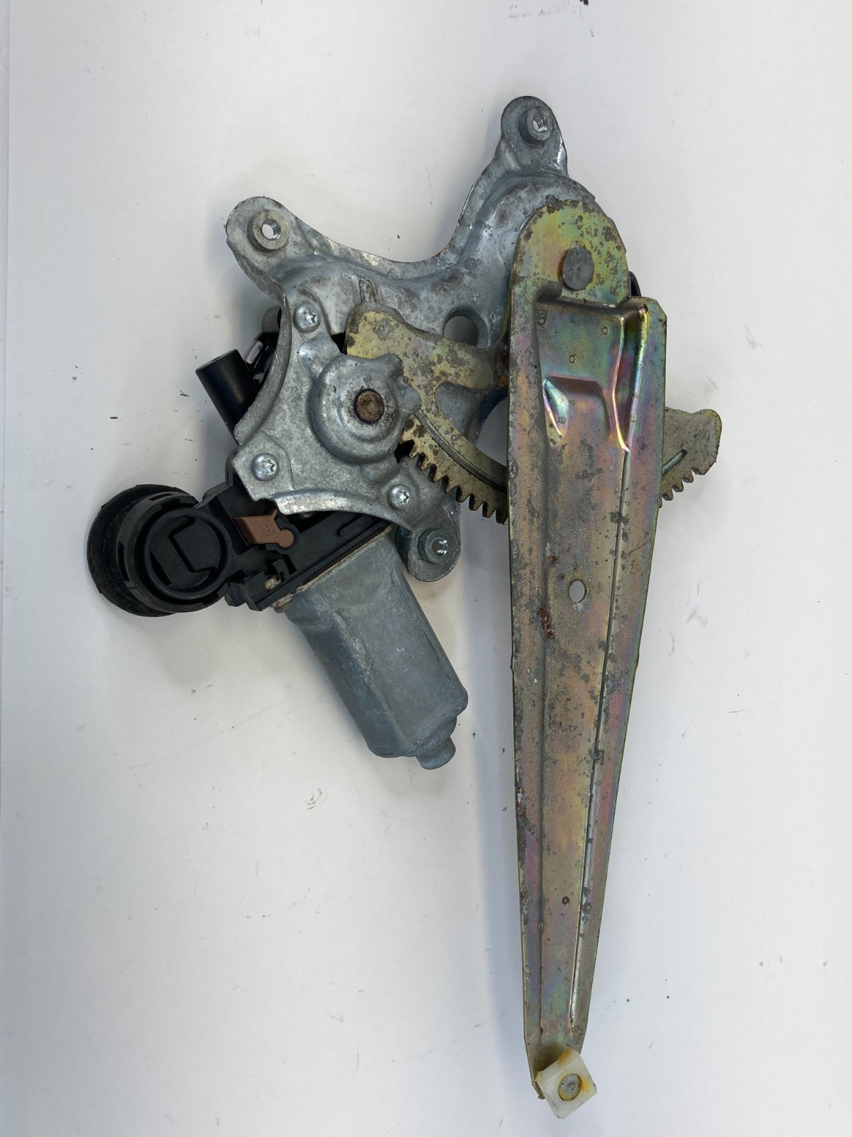 2002-2006 Toyota Camry Rear Left Back Door Window Motor w/ Regulator 85710-AA050