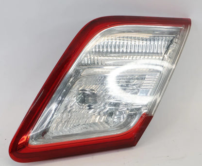 2010 2011 TOYOTA CAMRY REAR RIGHT TRUNK LID INNER TAILLIGHT BACKUP REVERSE LIGHT