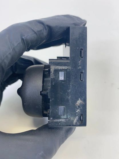 2009-2011 BUICK ENCLAVE FRONT LEFT SIDE SEAT LUMBAR CONTROL SWITCH 25948854 OEM
