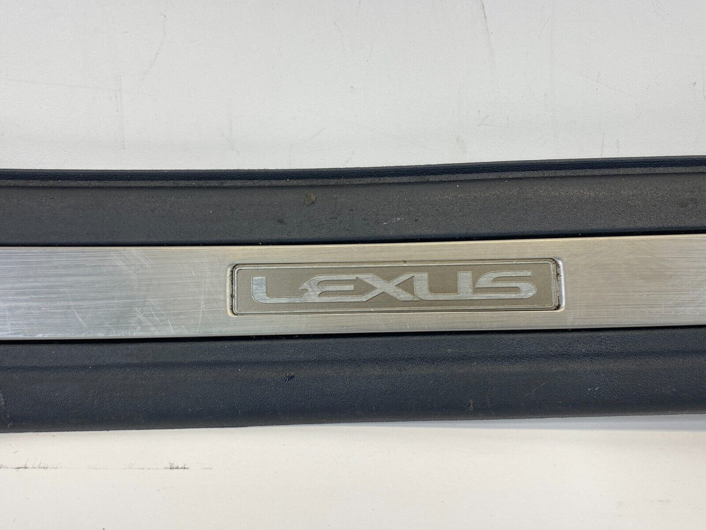 2000 2001 Lexus ES300 Rear Right Door Sill Scuff Plate Floor Step 67915-33040