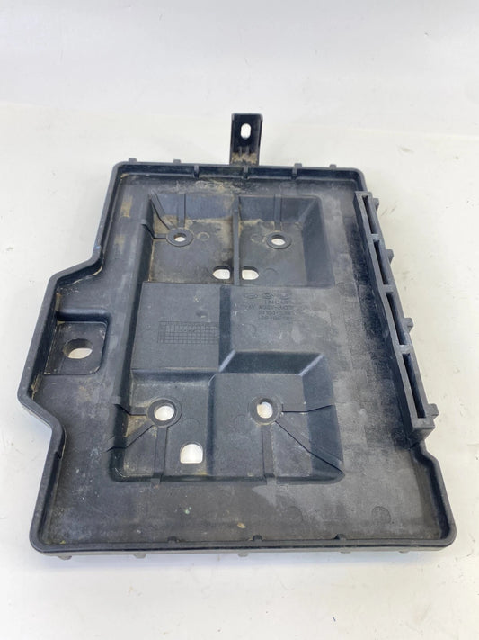 2009-2011 KIA BORREGO 3.8L BATTERY TRAY CARRIER HOLDER BRACKET OEM 37150-2J800