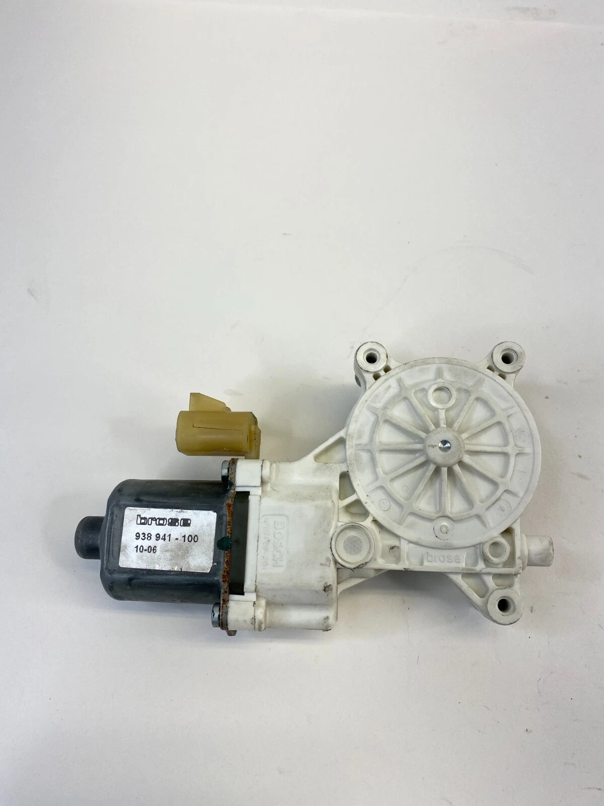2004 2005 2006 CADILLAC SRX REAR RIGHT BACK SIDE DOOR WINDOW MOTOR 2 PIN OEM