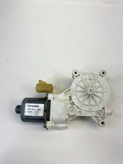 2004 2005 2006 CADILLAC SRX REAR RIGHT BACK SIDE DOOR WINDOW MOTOR 2 PIN OEM