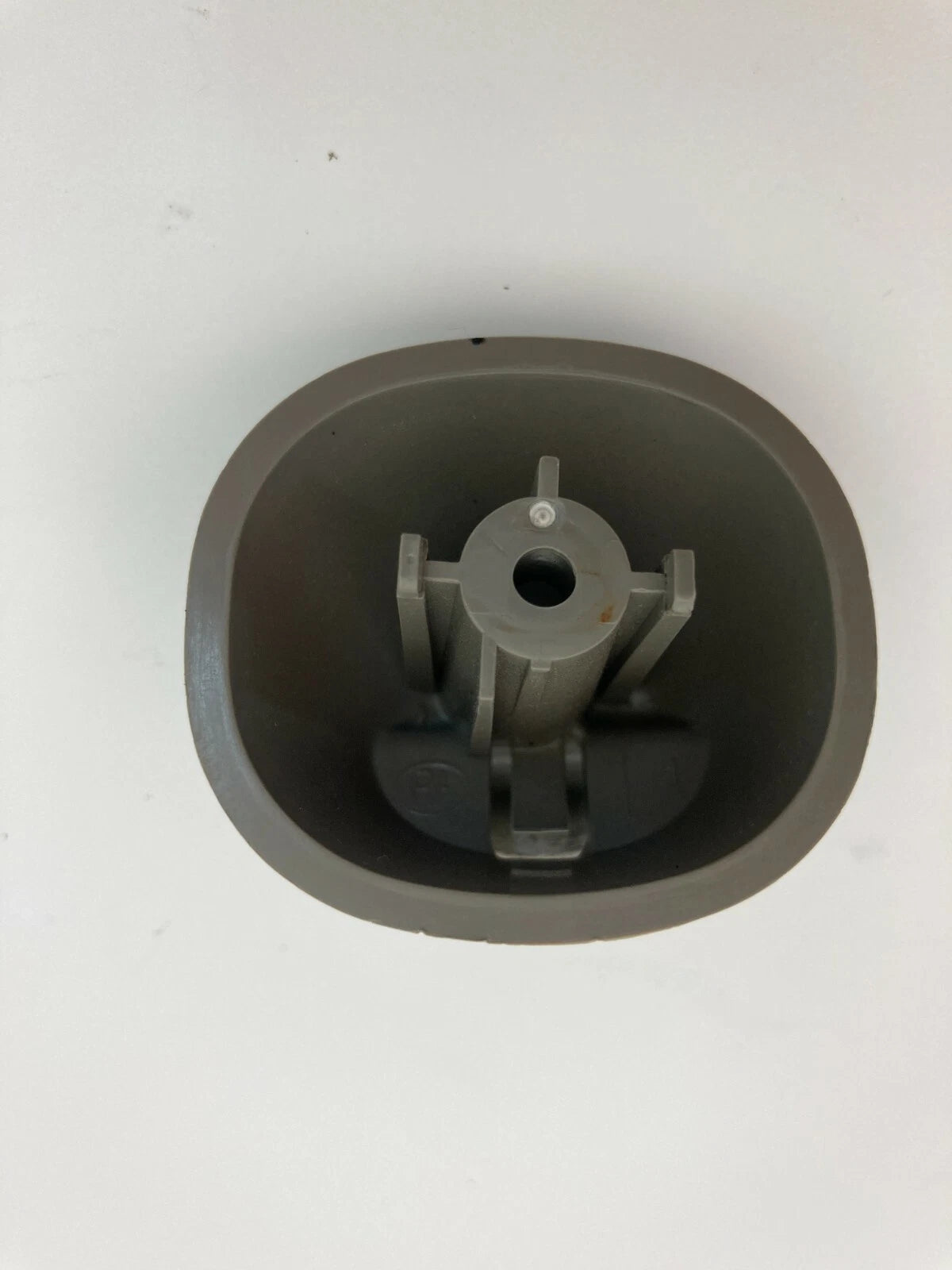 2004 BUICK RAINIER ENVOY TRAILBLAZER SUNVISOR SUN VISOR SHADE RETAINER CLIP OEM