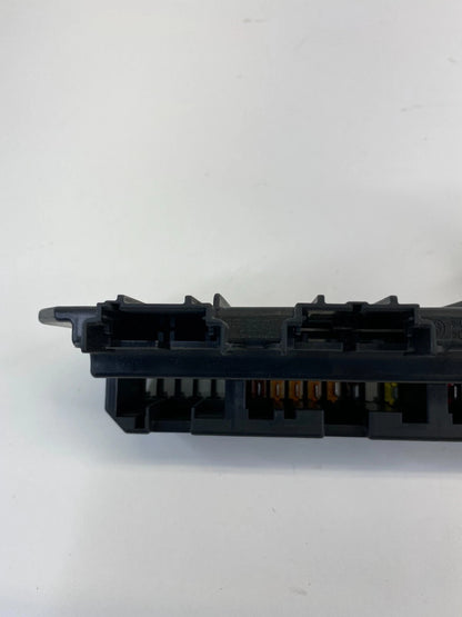 2006-2010 BMW 550I 4.8L AT FRONT POWER DISTRIBUTION FUSE RELAY BOX 257-13290 OEM