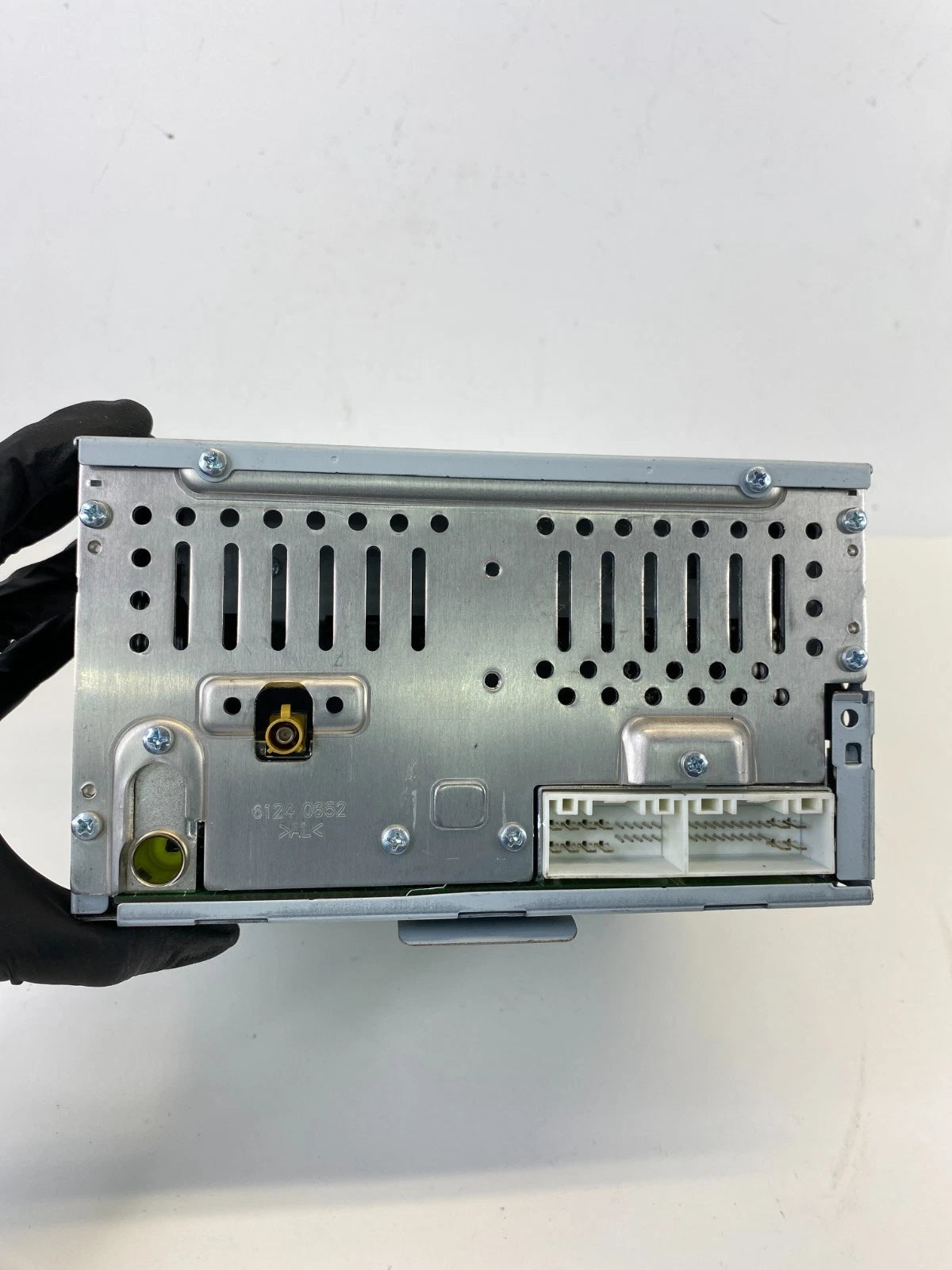 2012-2014 HYUNDAI ACCENT AM/FM CD PLAYER RADIO RECEIVER MP3 96170-1R1004X