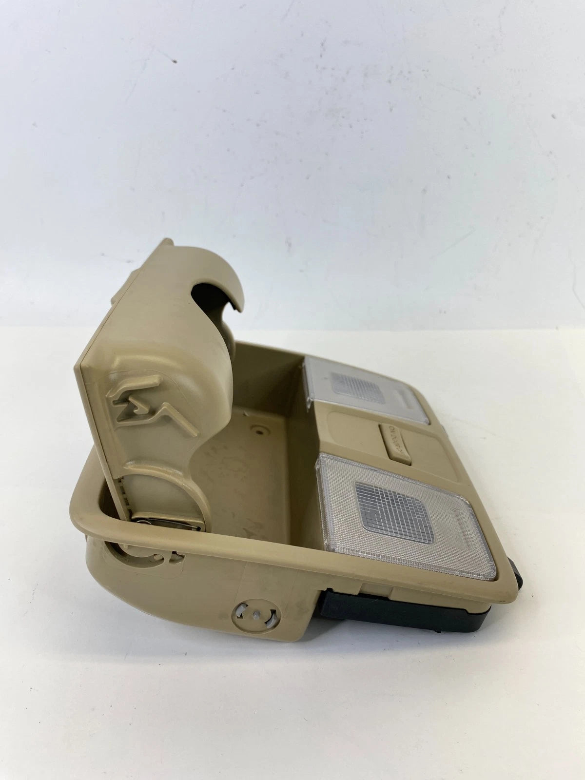 2012-2017 HYUNDAI ACCENT ROOF OVERHEAD CONSOLE DOME MAP LIGHT LAMP 928001RXXX