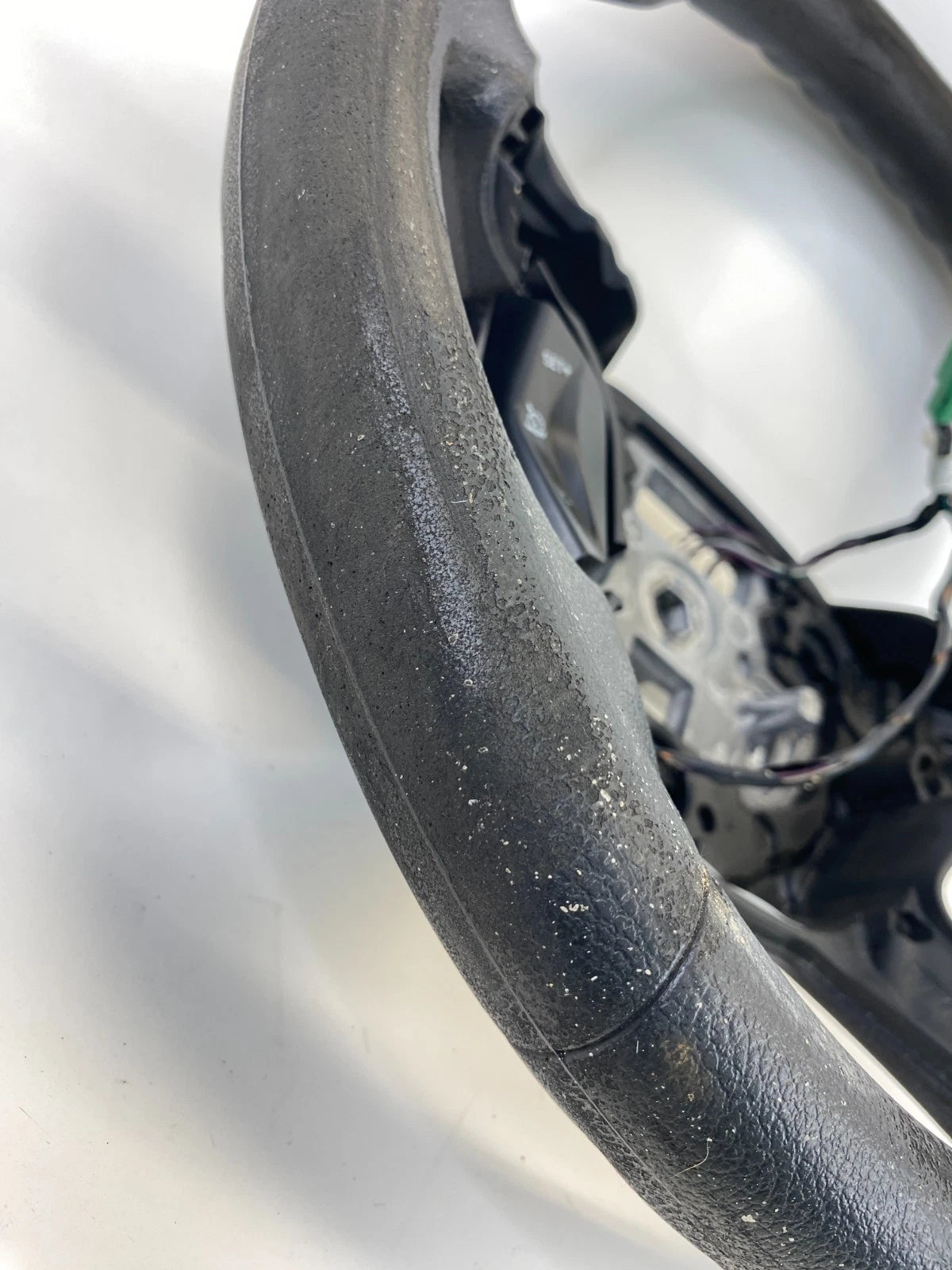 2013-2016 Ford Escape Steering Wheel w/ Cruise Control Switch OEM