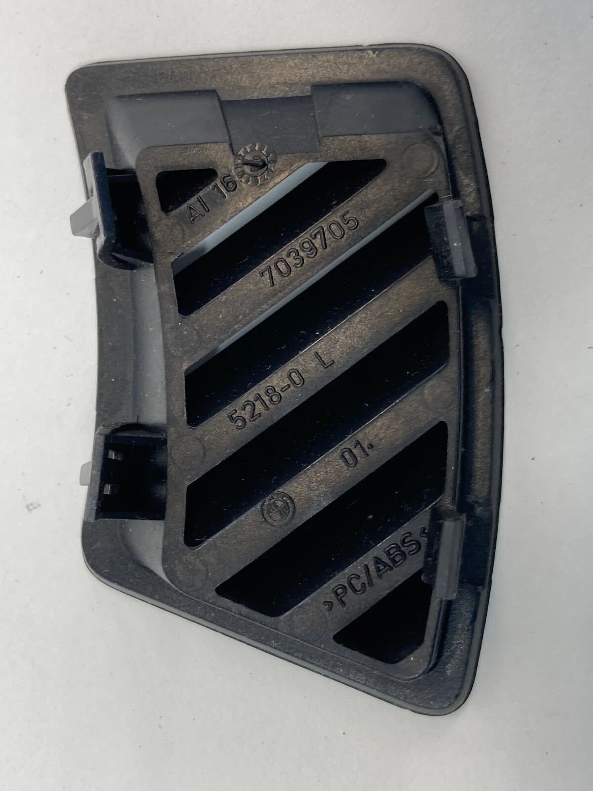 2009 2010 BMW 535I XDRIVE LEFT SIDE UPPER DASH AIR VENT DEFROSTER GRILLE 7039705