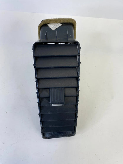 2013-2019 FORD TAURUS POLICE INTERCEPTOR SEDAN DASH RIGHT CENTER AIR VENT DUCT