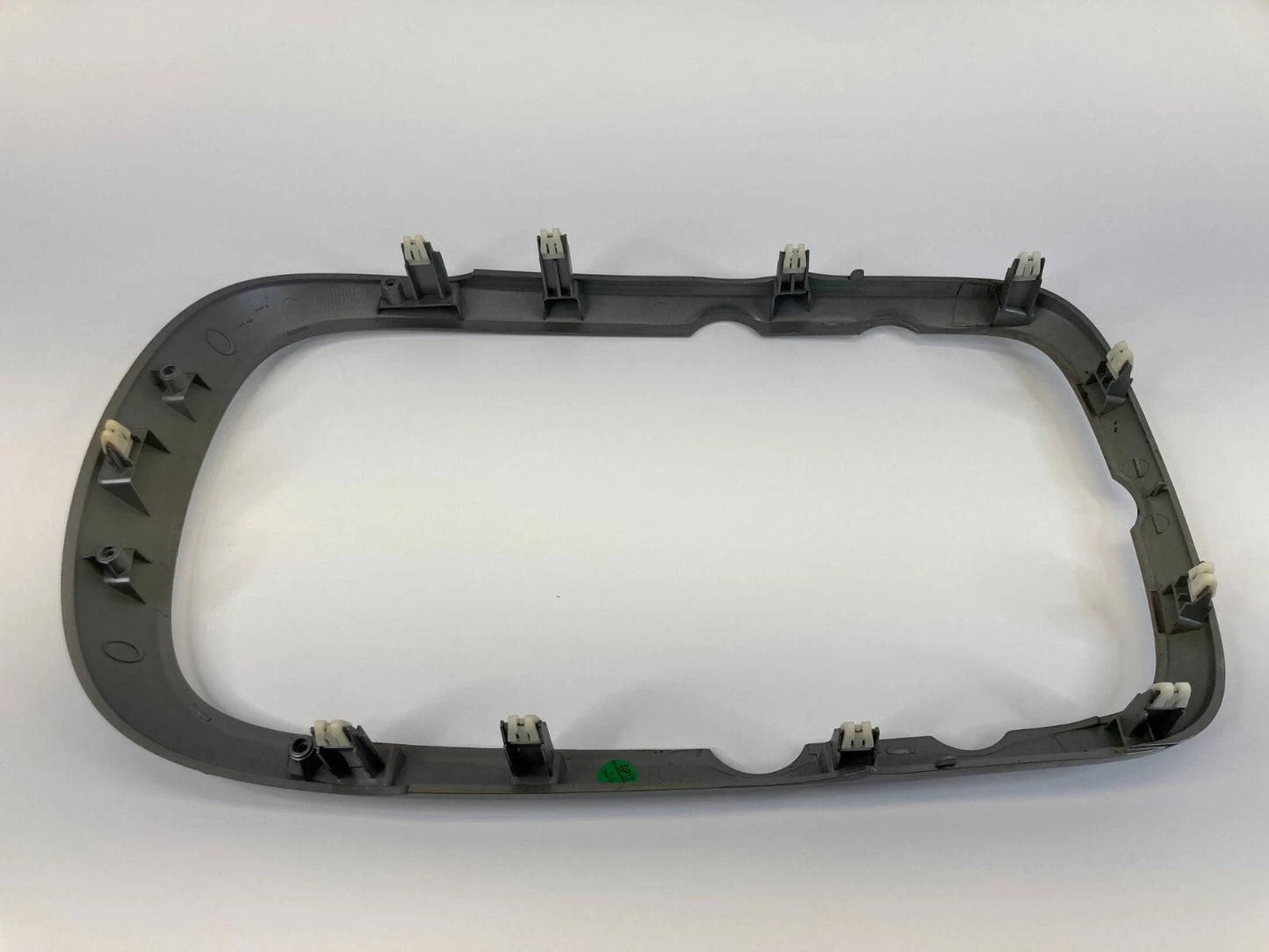 2013-2015 CHEVROLET MALIBU CENTER DASH RADIO BEZEL TRIM SURROUND MOLDING OEM