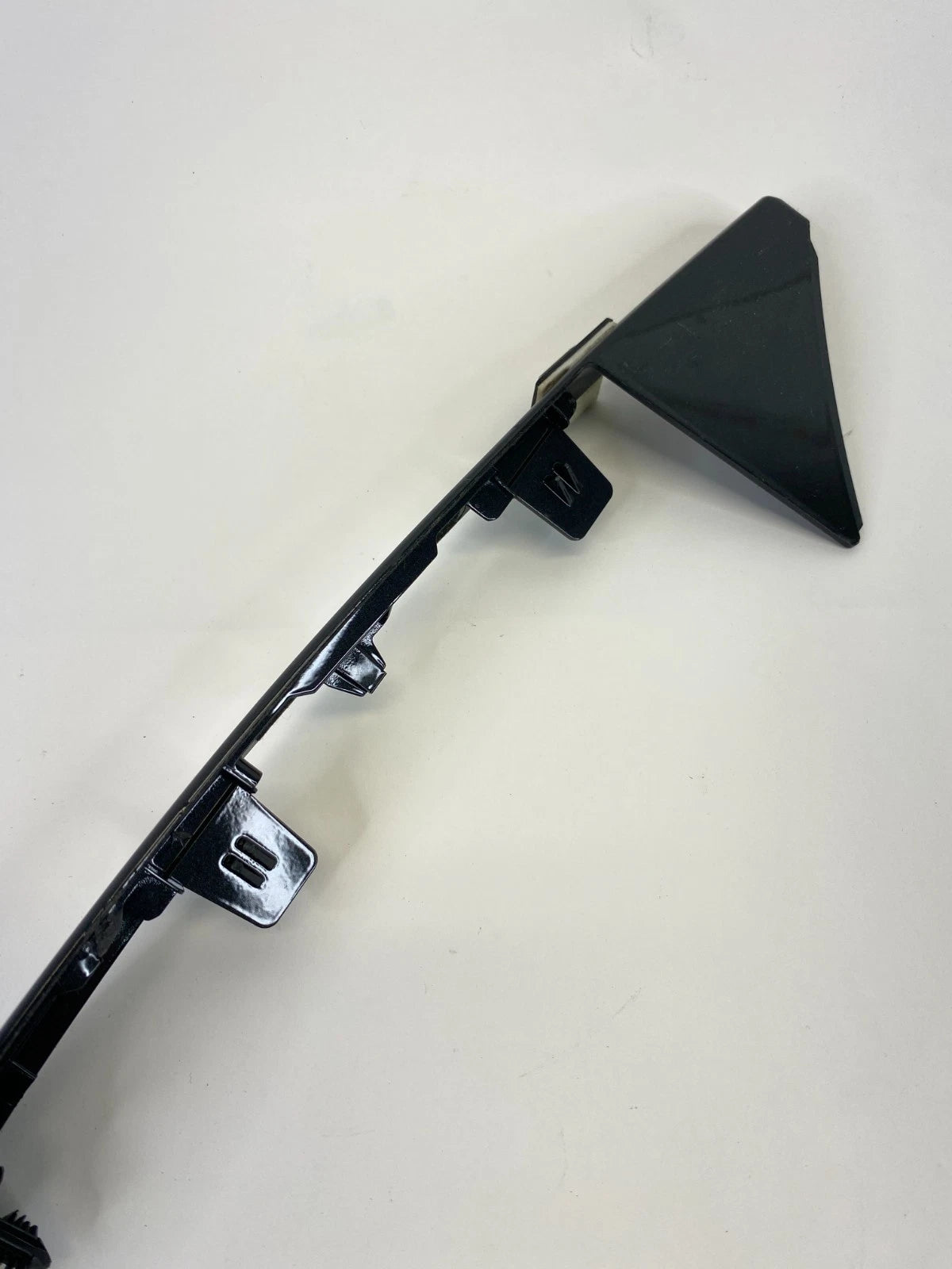 2016-2019 FORD EXPLORER INTERCEPTOR CENTER DASH RIGHT SIDE TRIM BEZEL MOLDING