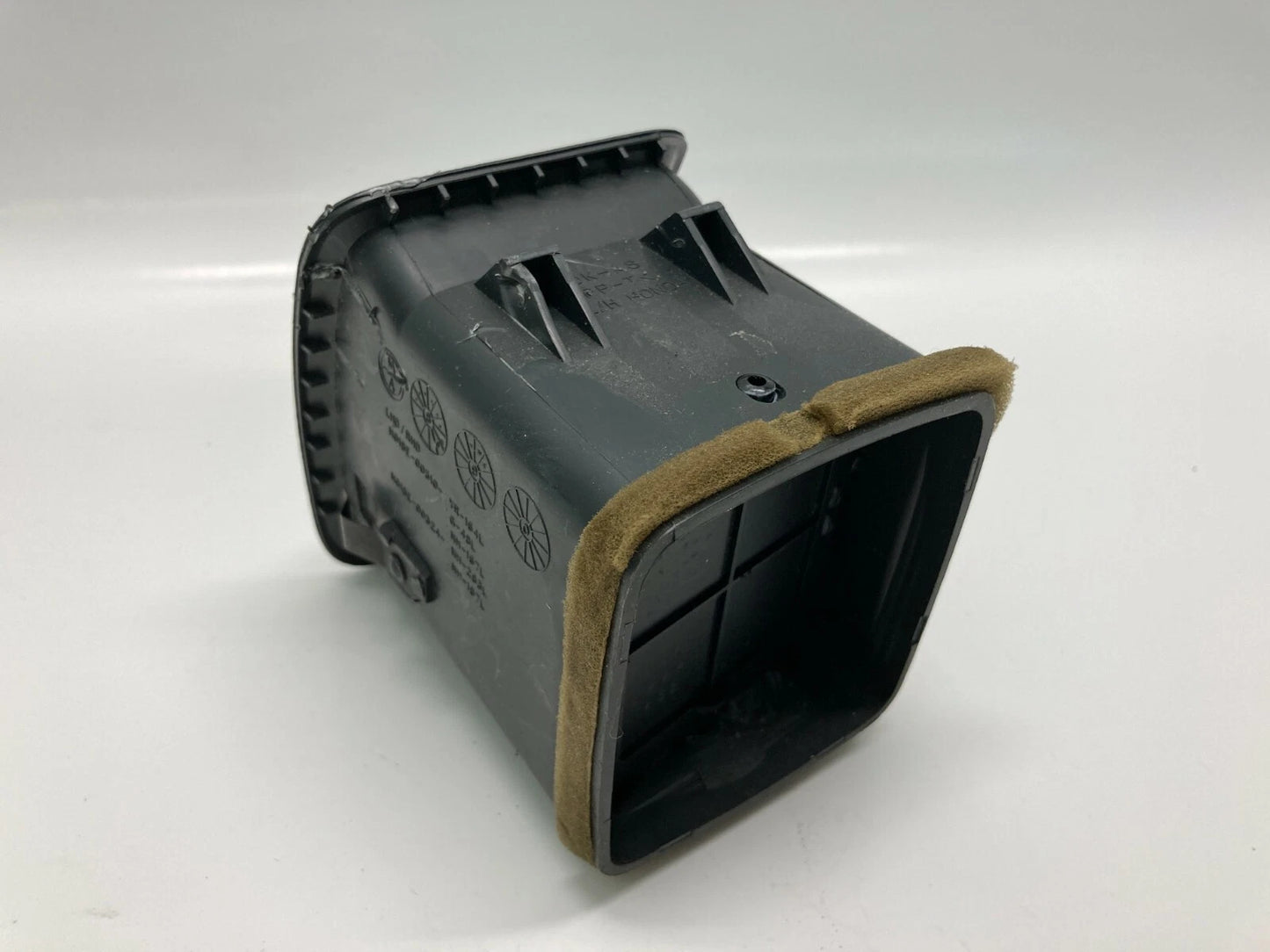 99-03 ACURA TL FRONT DASH RIGHT PASSENGER AC HEATER AIR VENT GRILL N018E-00324