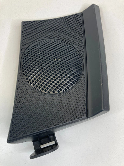 2004-2008 2010 2011 MITSUBISHI ENDEAVOR RIGHT DASH SPEAKER GRILLE BEZEL MR951294