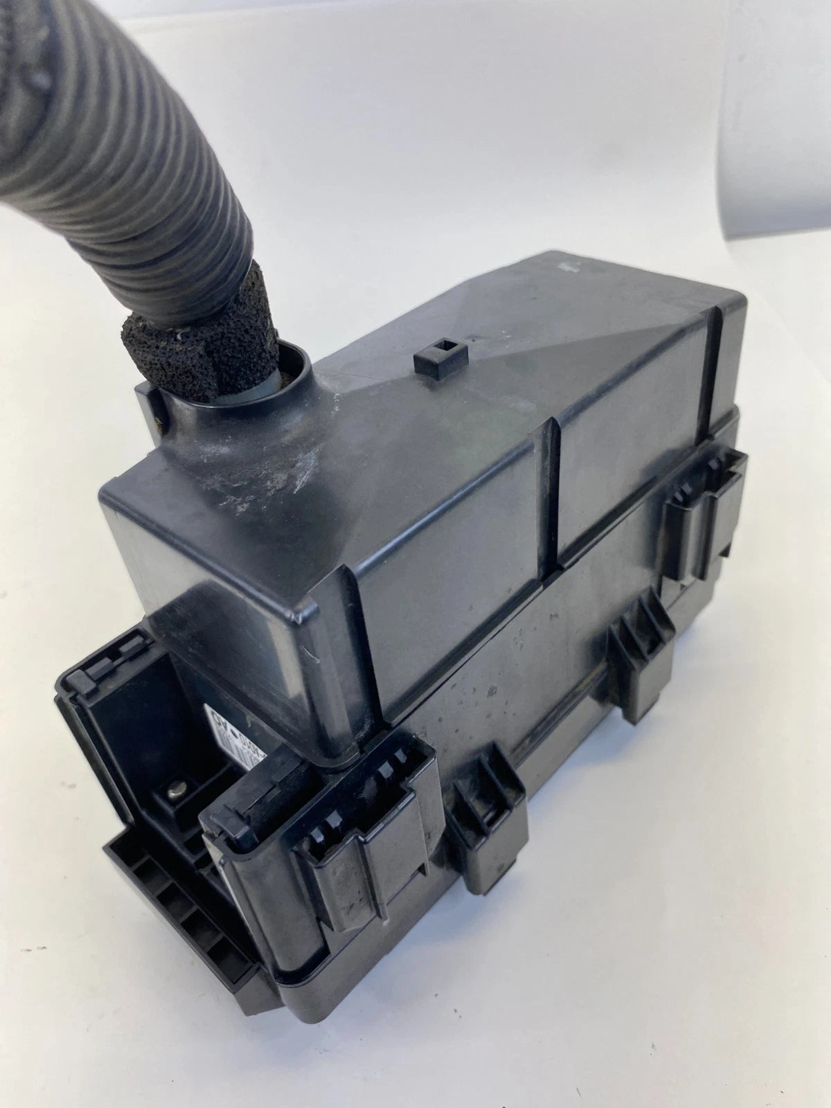 2011-2013 HONDA ODYSSEY 3.5L ENGINE BAY FUSE RELAY JUNCTION BOX TK8-A010 OEM