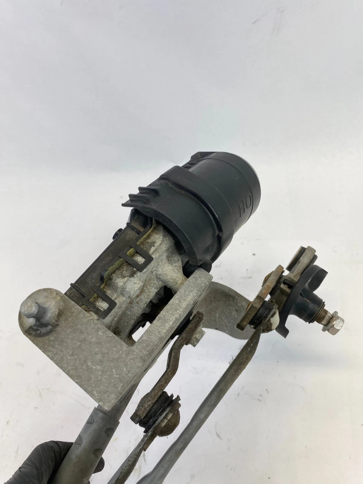 2006-2012 TOYOTA RAV4 FRONT WINDSHIELD WIPER MOTOR & LINKAGE ASSY 8511042150 OEM