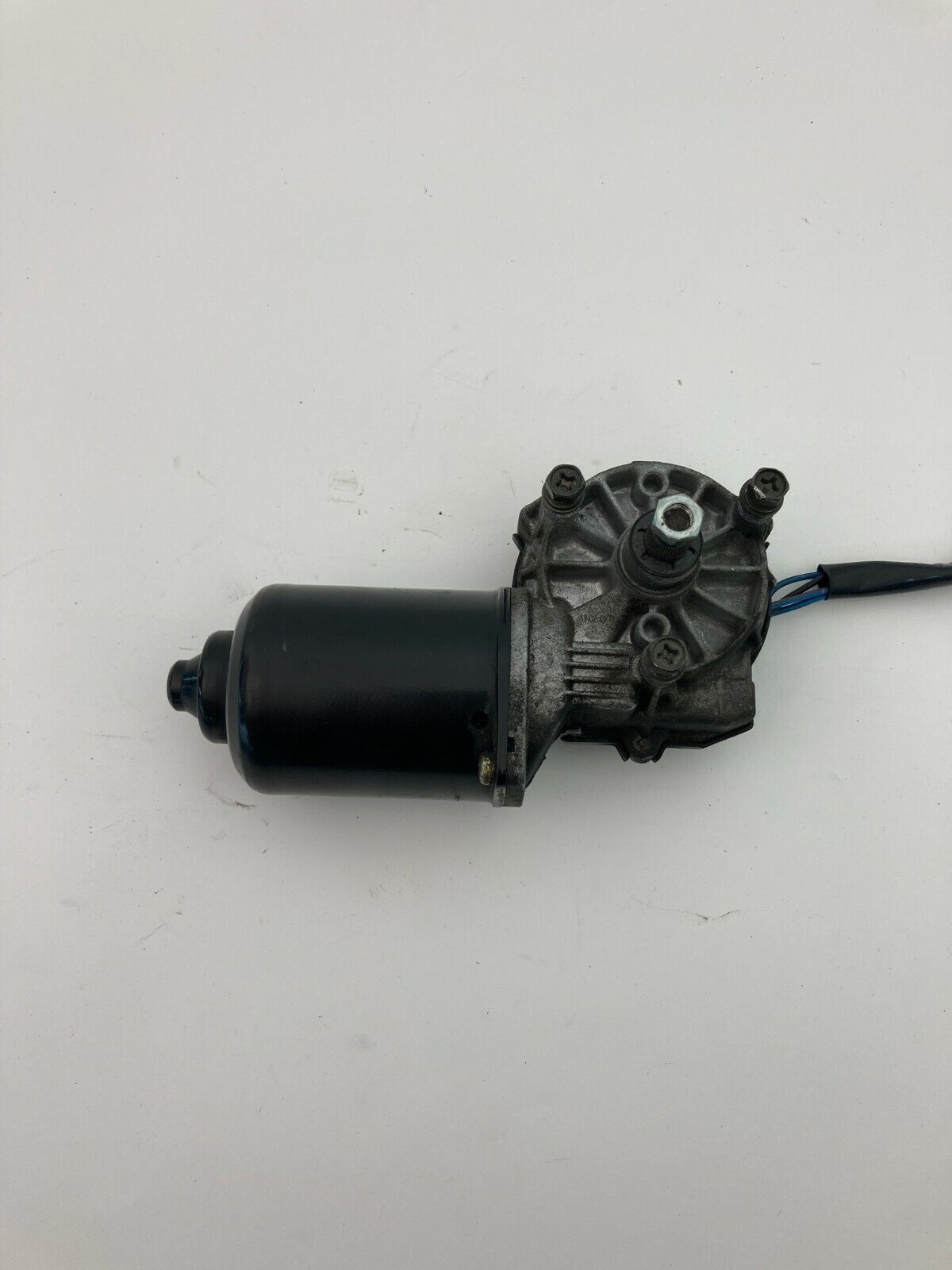 1998 1999 2000 2001 2002 2003 2004 2005 Lexus GS300 Front Windshield Wiper Motor