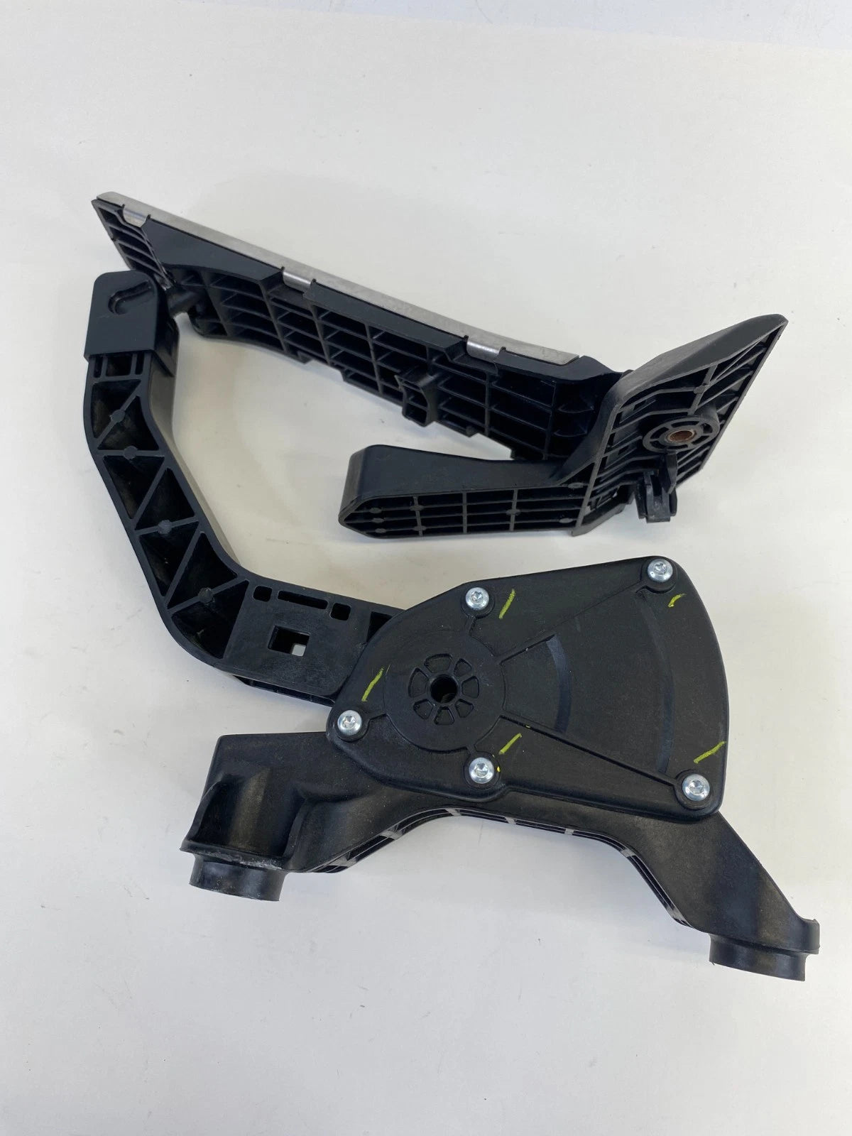 2012 2013 2014 2015 KIA OPTIMA ACCELERATOR GAS PEDAL TRAVEL SENSOR 32700-3Q110