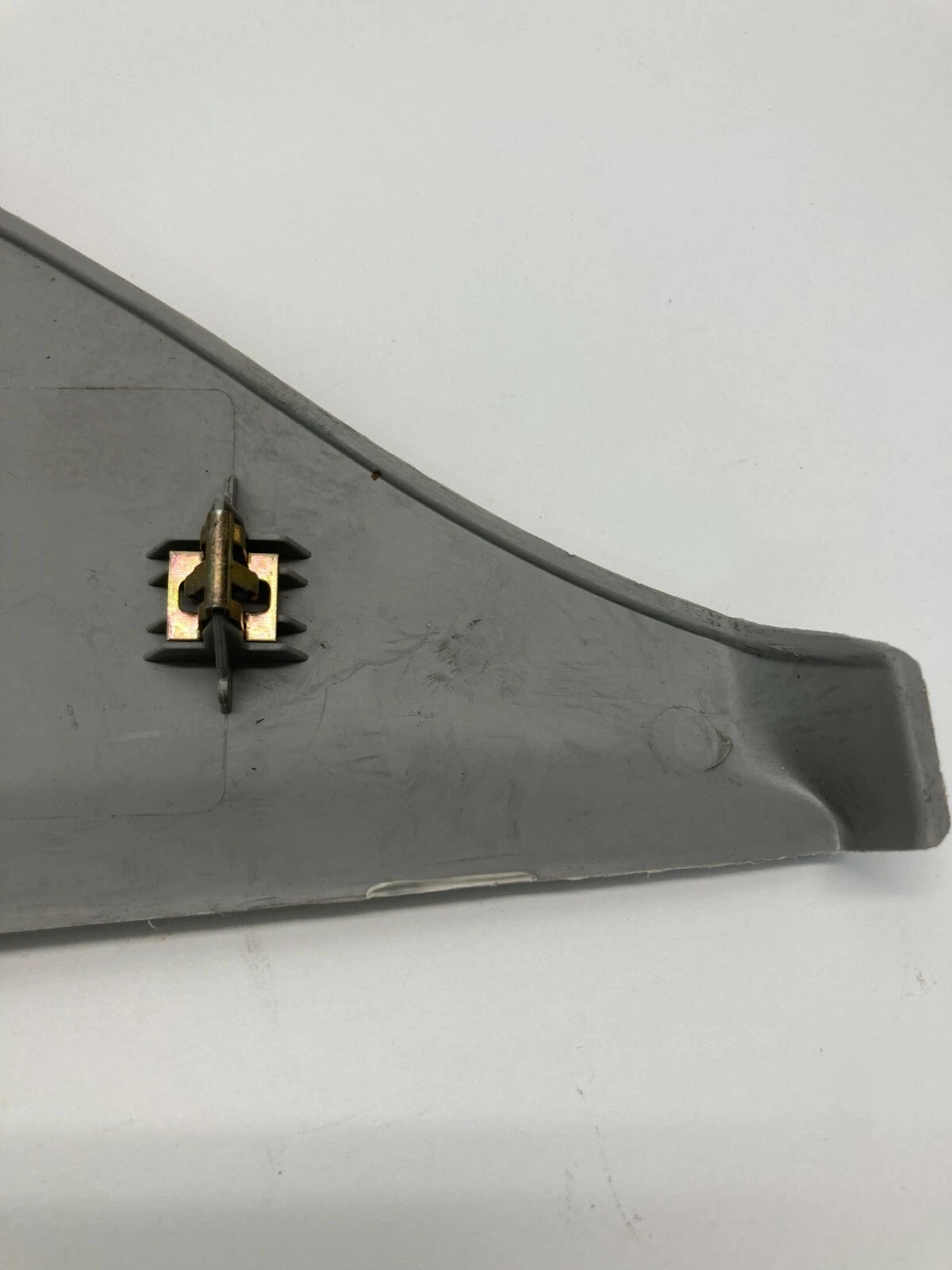 02-07 BUICK RENDEZVOUS FRONT RIGHT SIDE DASH END CAP COVER TRIM 10421909 OEM