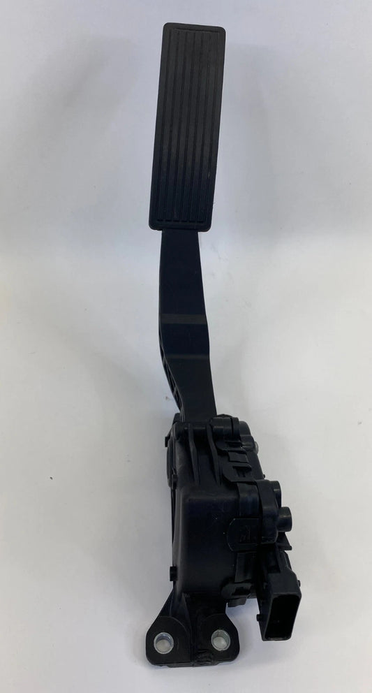 2006-2011 CHEVROLET HHR ACCELERATOR GAS PEDAL TRAVEL SENSOR ASSEMBLY 22710861