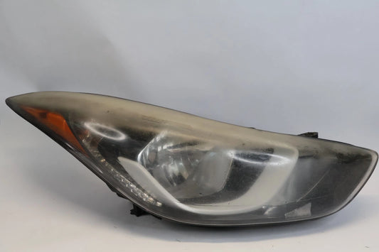 2014-2016 HYUNDAI ELANTRA SEDAN RIGHT PASSENGER HEADLIGHT HEADLAMP HALOGEN OEM