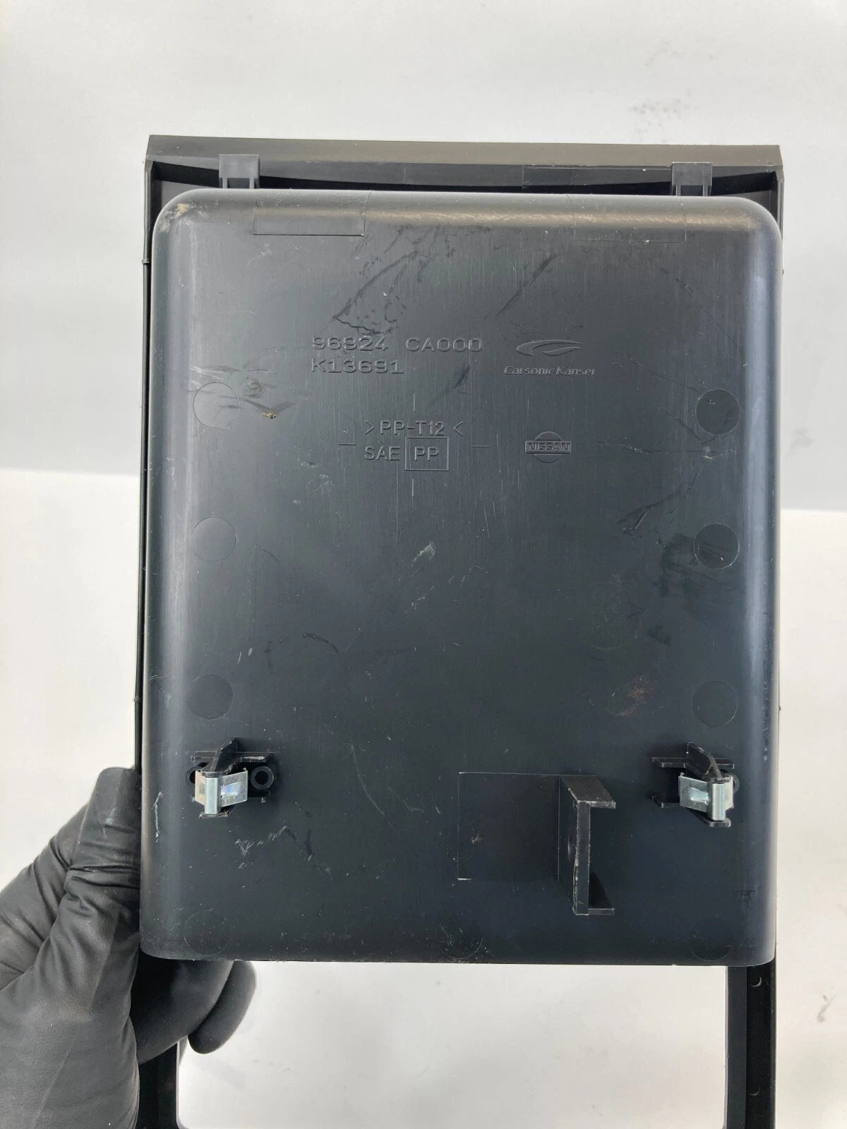 03-05 NISSAN MURANO CENTER CONSOLE POCKET TRAY COMPARTMENT STORAGE 96924-CA000