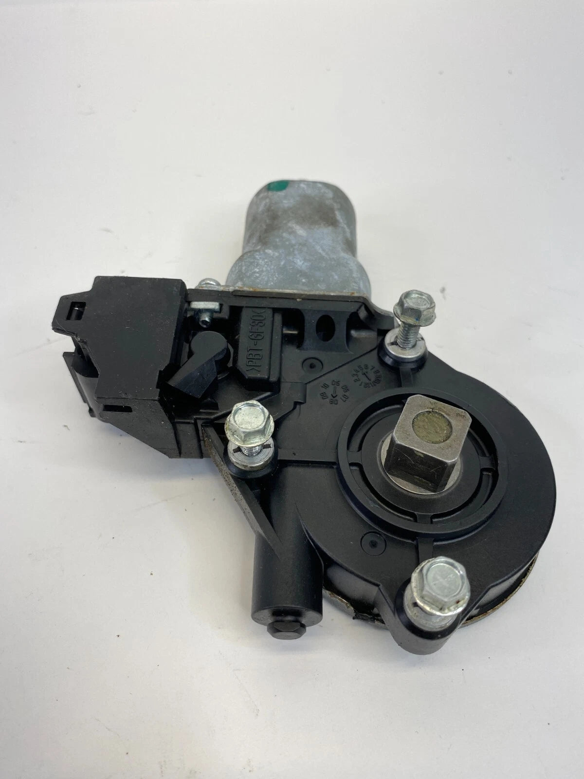 07 08 09 10 11 12 NISSAN ALTIMA REAR LEFT DOOR WINDOW MOTOR 82731-JA00A OEM