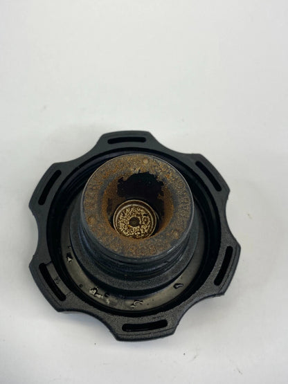 06-11 BUICK LUCERNE ENGINE RADIATOR CAP COOLANT RESERVOIR COVER 15 PSI 15042975