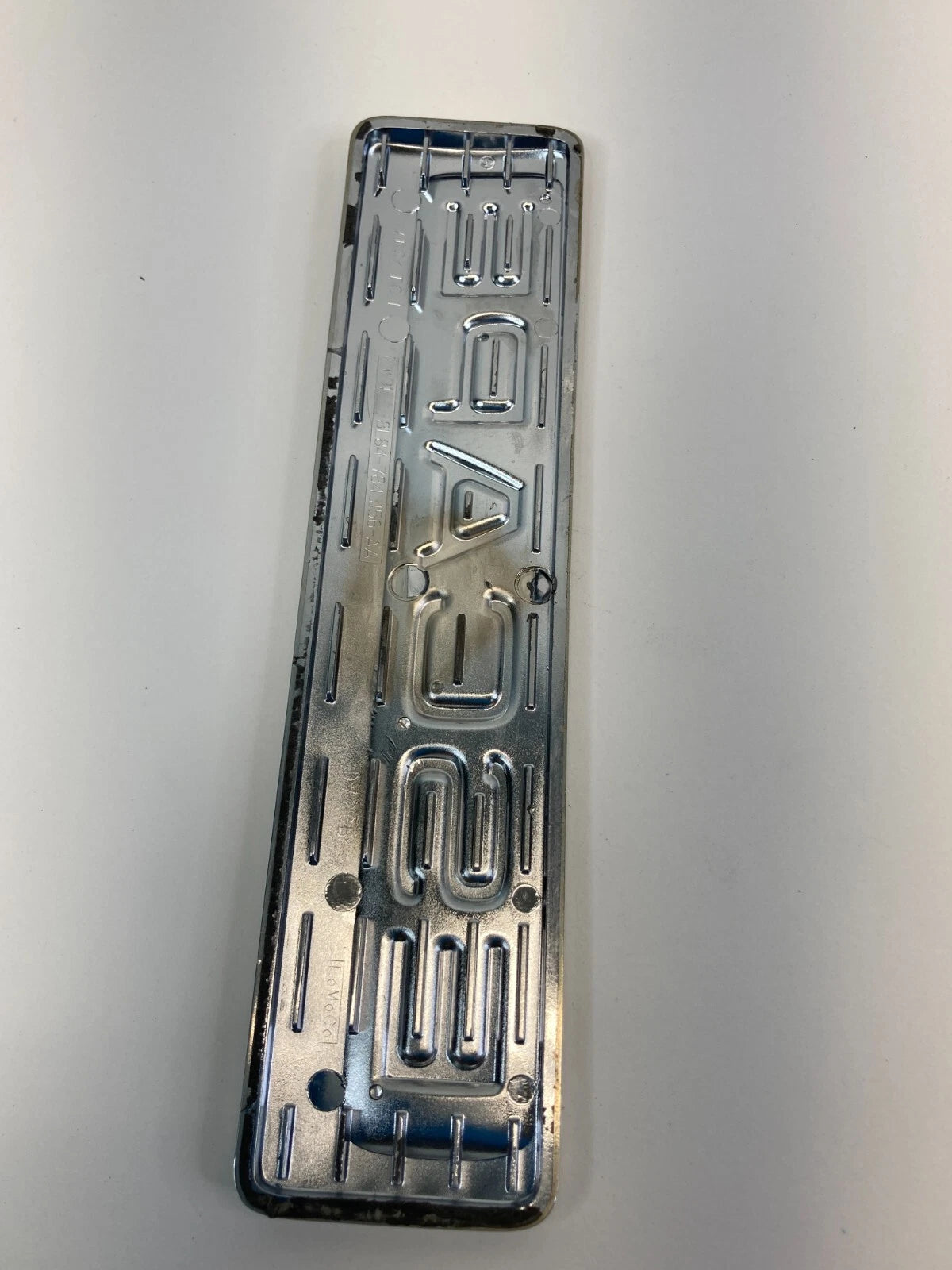 08-12 FORD ESCAPE XLT REAR TRUNK HATCH LID EMBLEM BADGE LOGO 8L84-7843156-AA