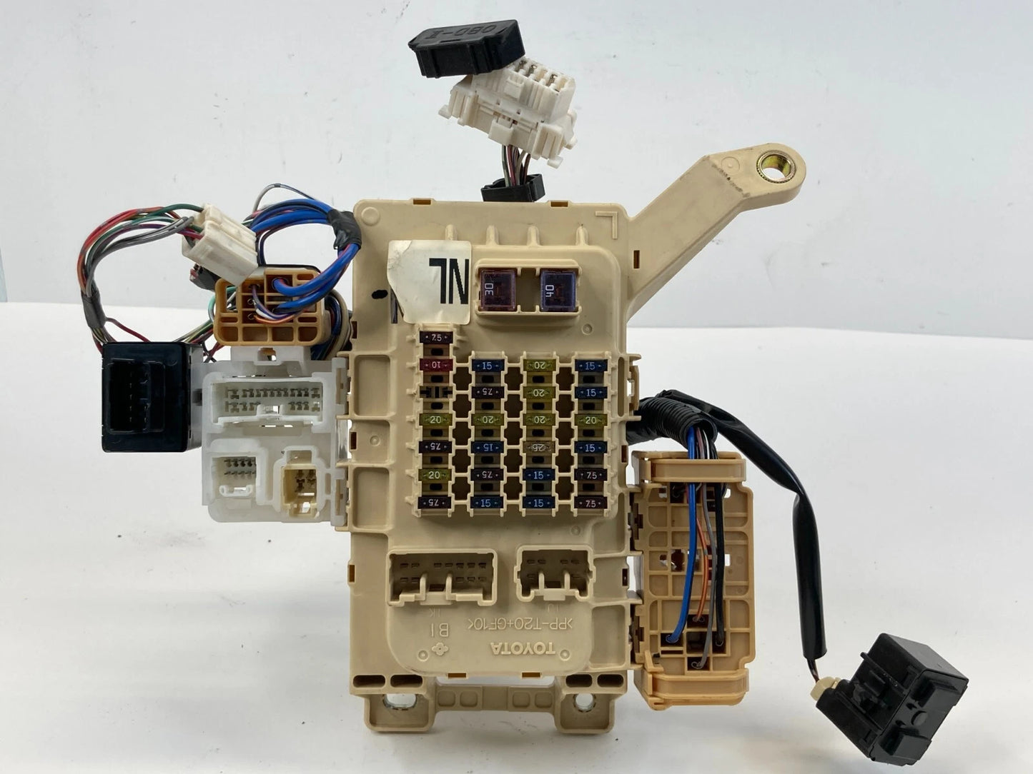 2001 2002 2003 LEXUS RX300 DASH FUSE BOX CABIN RELAY JUNCTION BLOCK OEM