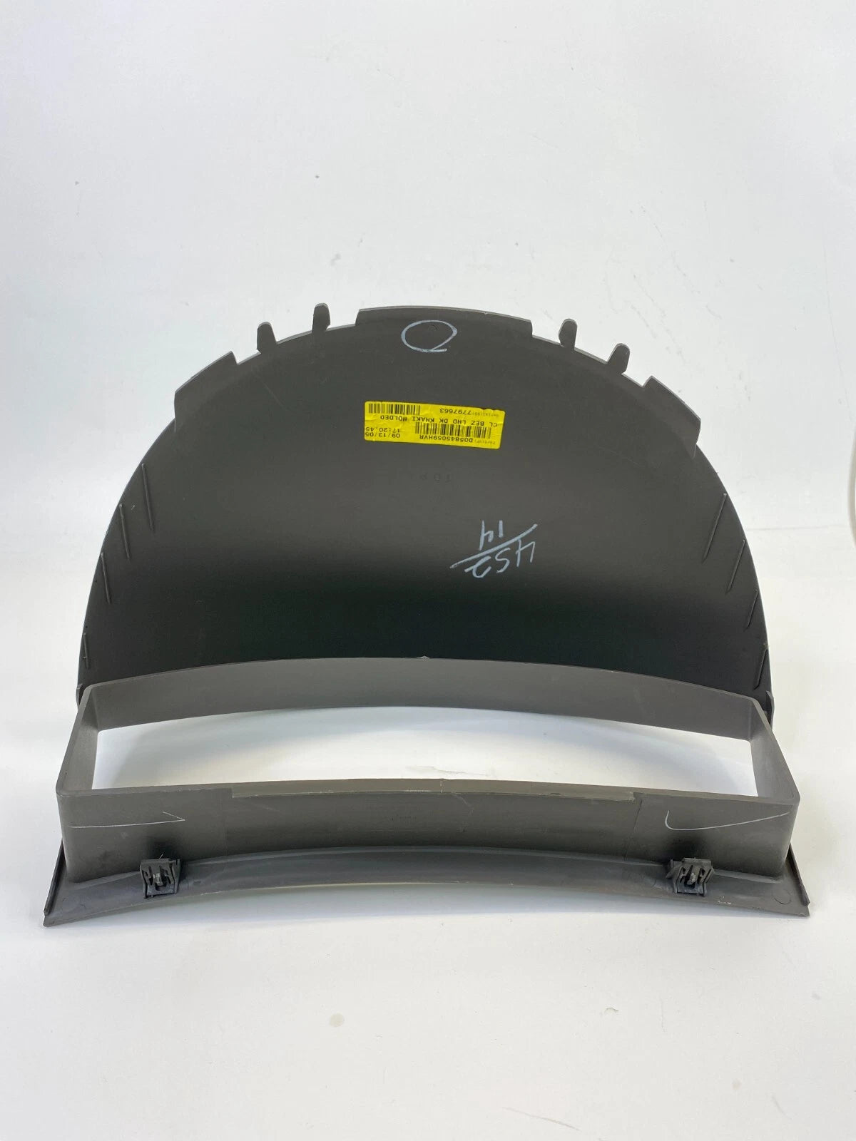 2005-2007 JEEP GRAND CHEROKEE DASH CLUSTER SPEEDOMETER DASH TRIM BEZEL D05845049